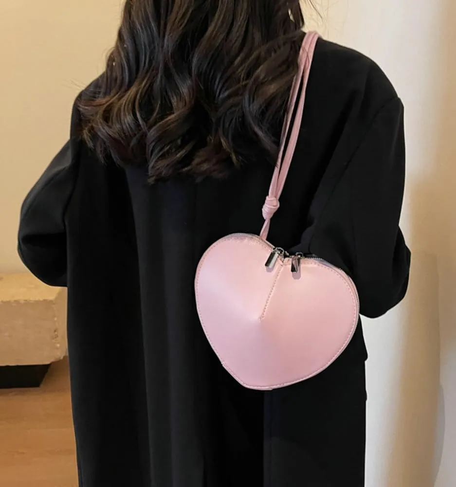 Cute Heart Crossbody Bags for Women Small Vegan Leather Shoulder Purse Evening Cross Body Handbags Party Vocation