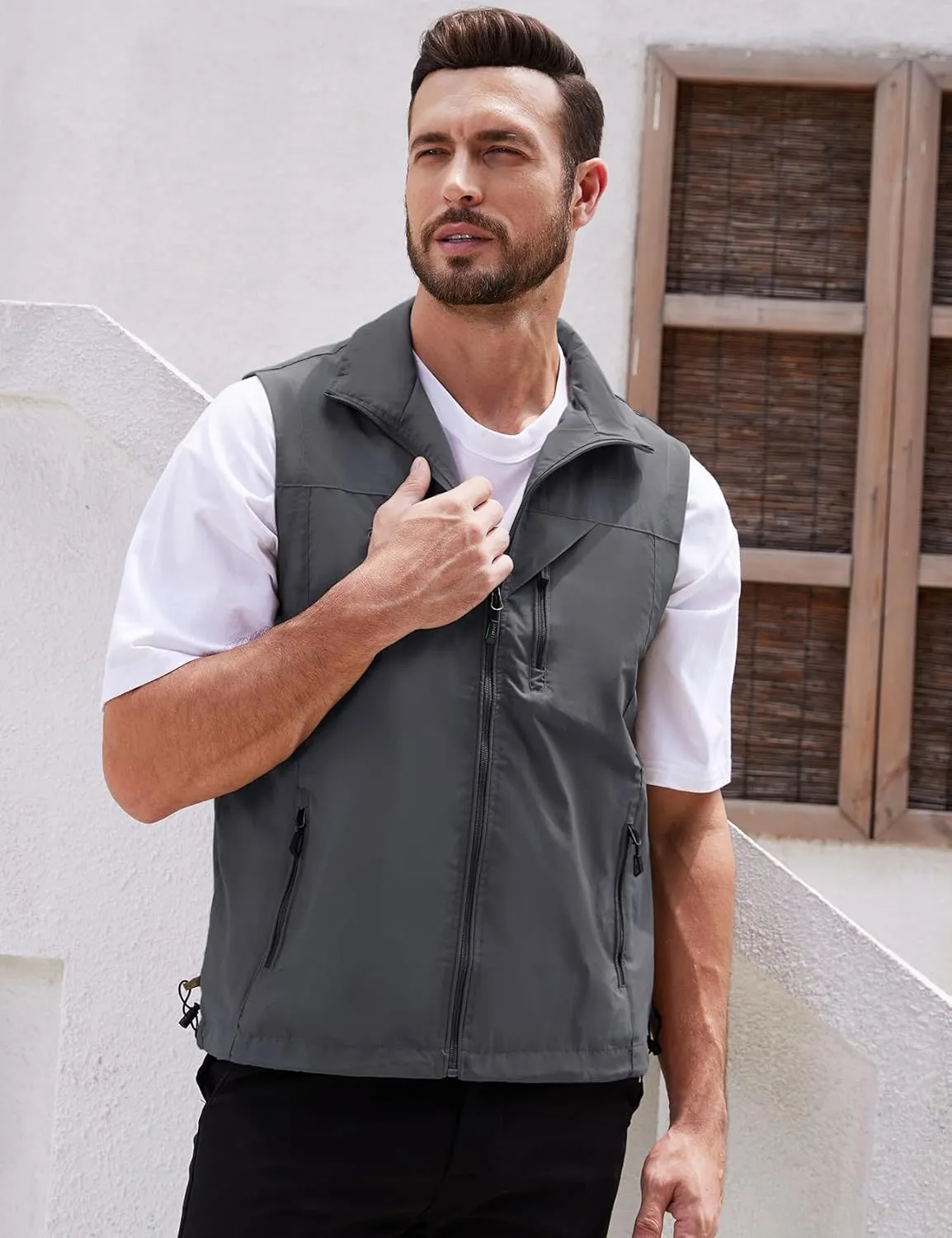 Gihuo Men's Lightweight Softshell Sleeveless Golf Vest with Zipper Pockets for Travel Hiking Fishing Safari Outwear