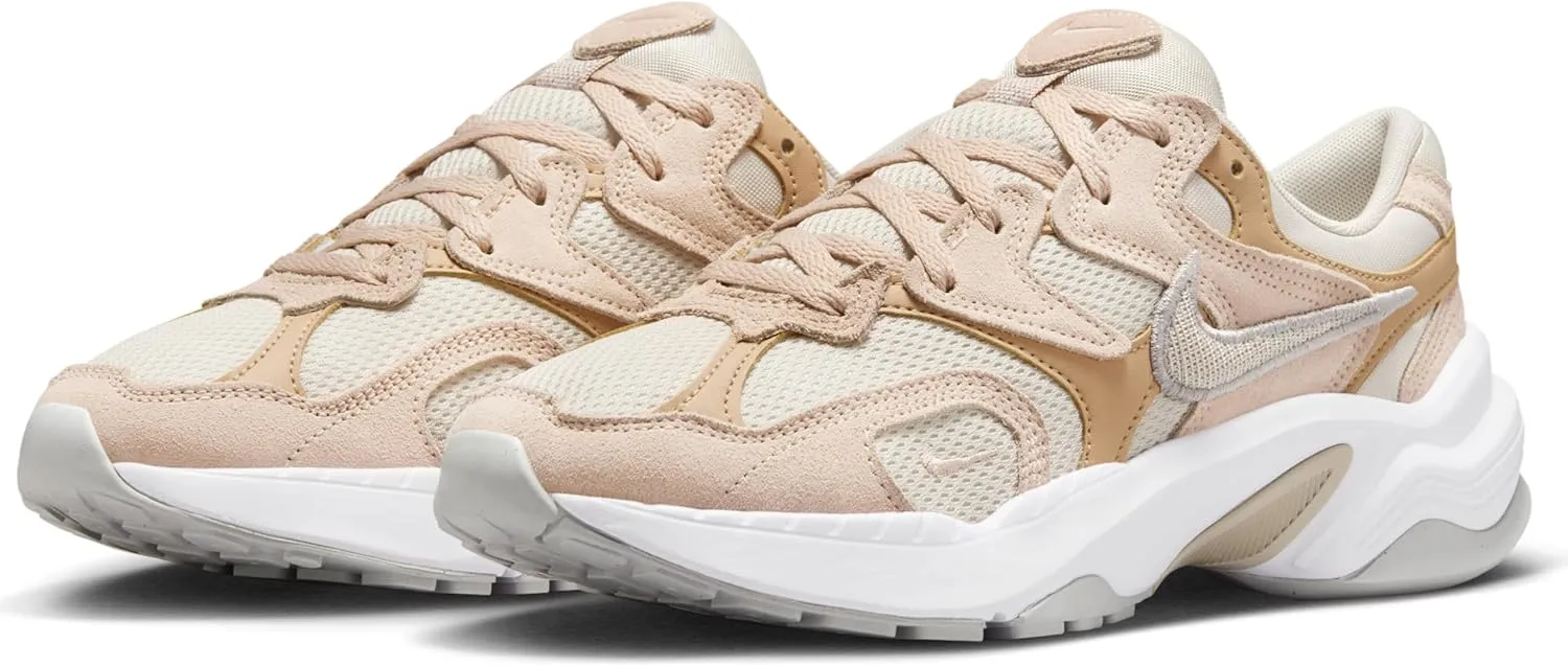 Nike Women's Sportswear Shoe