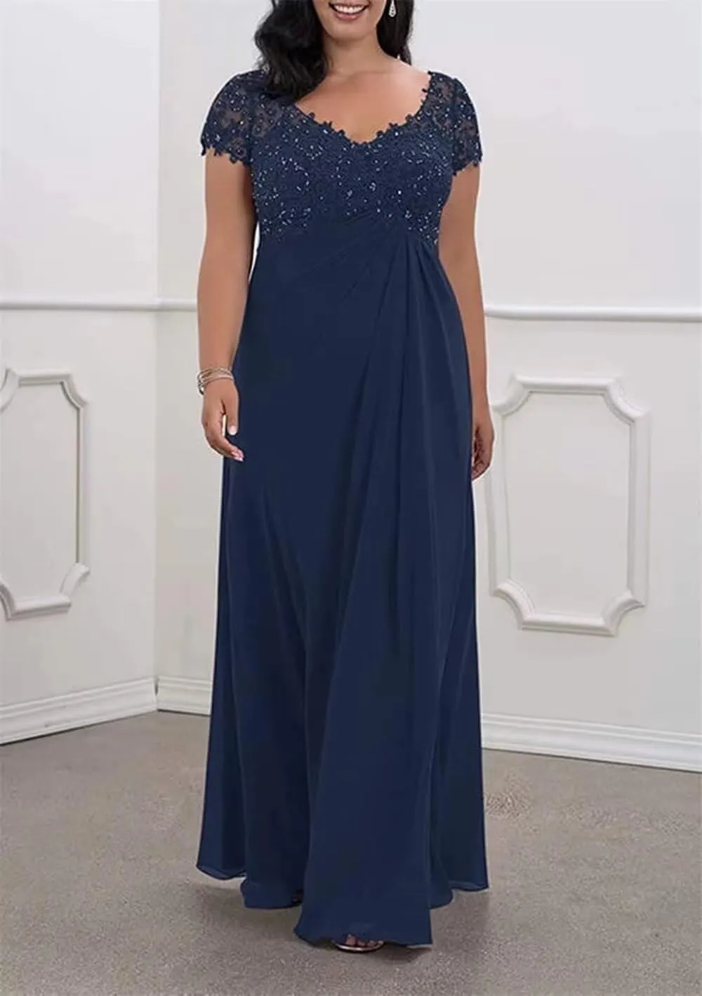 Plus Size Mother of The Bride Dresses for Wedding Short Sleeve Applique Formal Dress for Wedding Guest