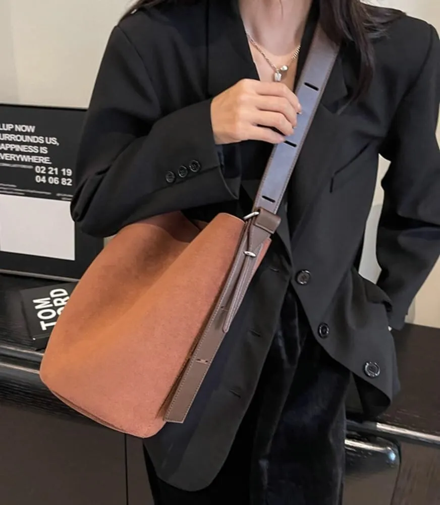 Suede Hobo Bags, Vegan Leather Shoulder Bag for Women Bucket Tote Fashion Designer Purse Handbag