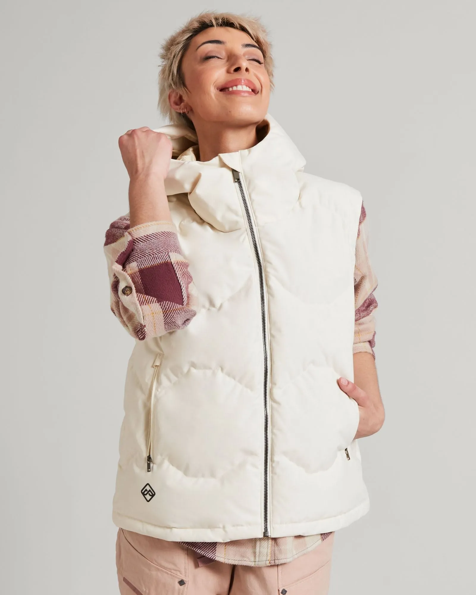 Women's Frisco X Hooded Down Vest - Natural