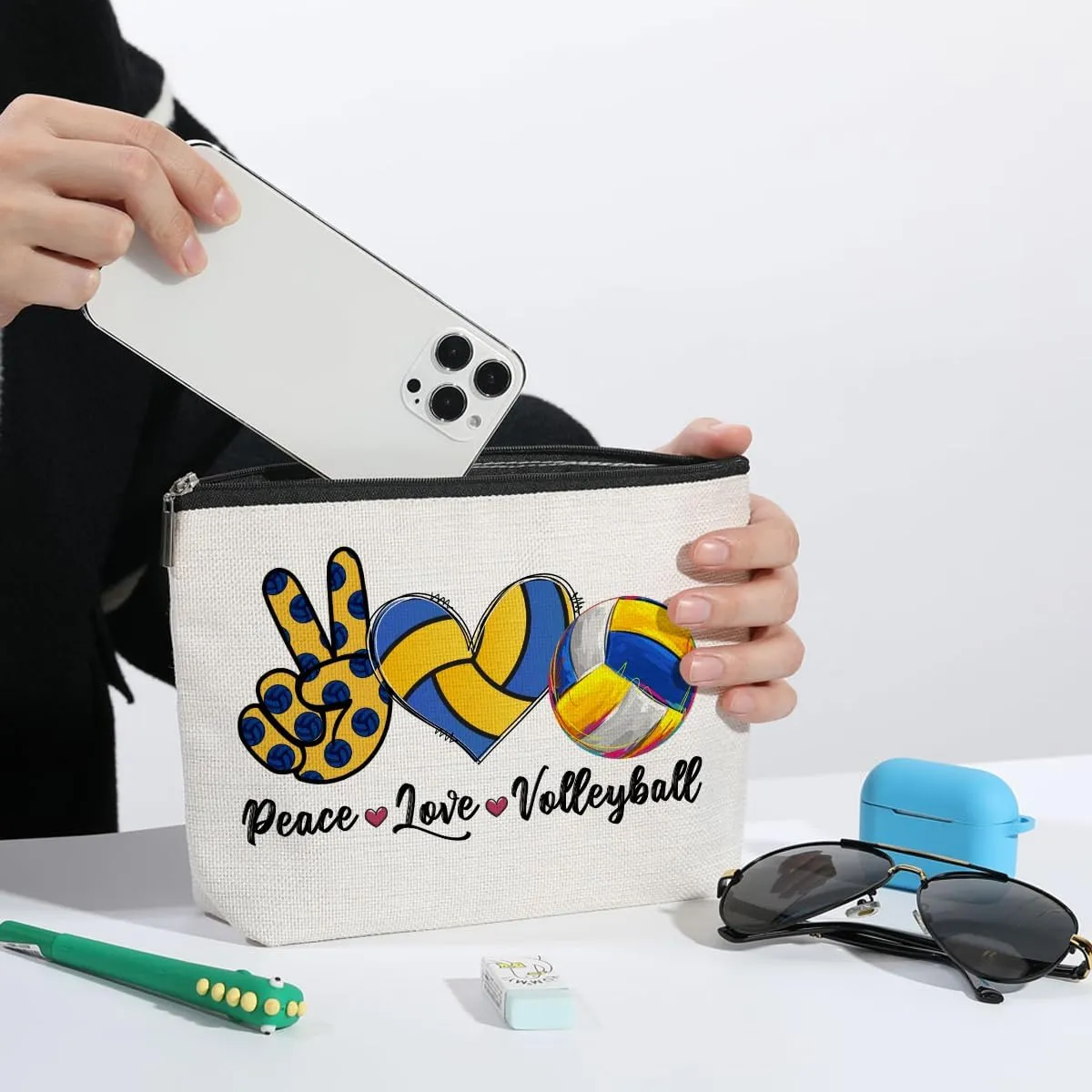 ZHAMEN Volleyball Stuff Volleyball Gifts Volleyball Makeup Bag Graduation Mothers Day Birthday Volleyball Accessories for Women Sports Volleyball Player Lover Coach Fans Daughter Sister Cosmetic Bag